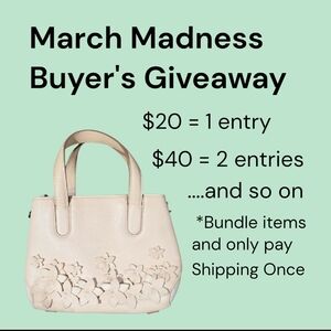 MARCH Buyer's GIVEAWAY LC Lauren Conrad Cream Floral Crossbody Bag